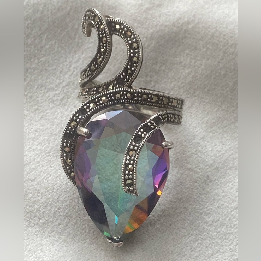 Unique 925 Silver statement ring